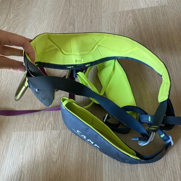 Camp Energy Harness - Unisex (fits a 23-26 inch waist) - Picture 2 of 2